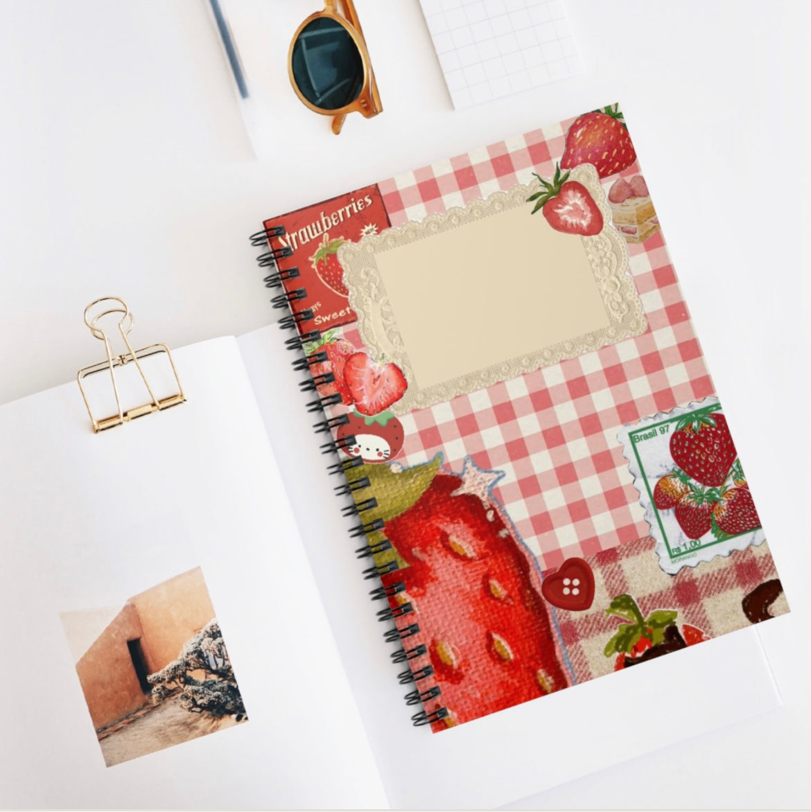 Red theme cute